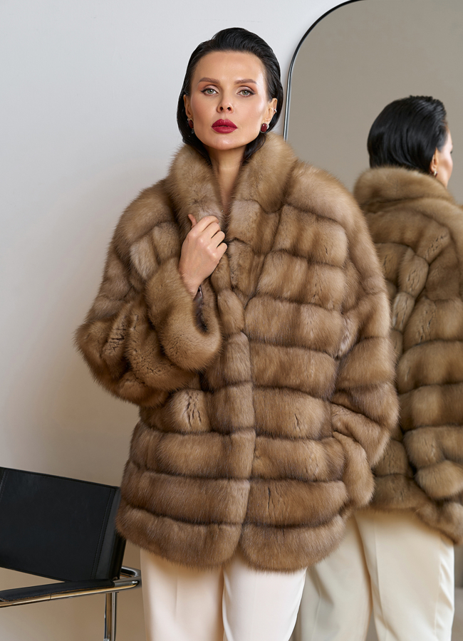 Женская шуба из куницы с воротником модель № 31550 в кредит