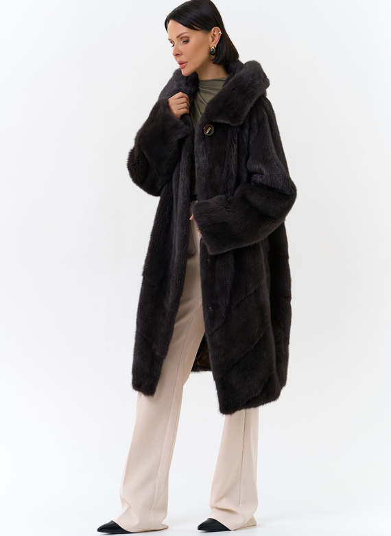 Шуба из норки с капюшоном