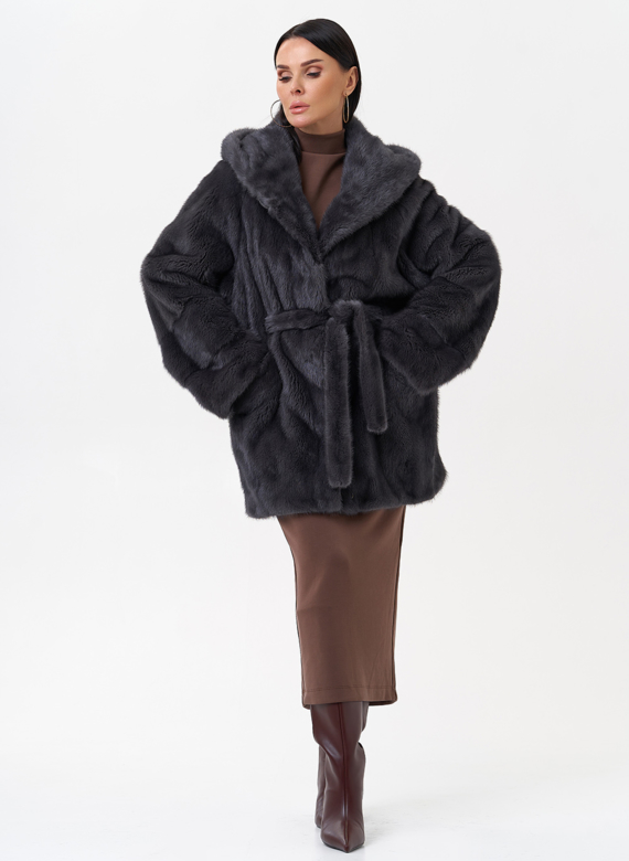 Короткая норковая шуба с капюшоном