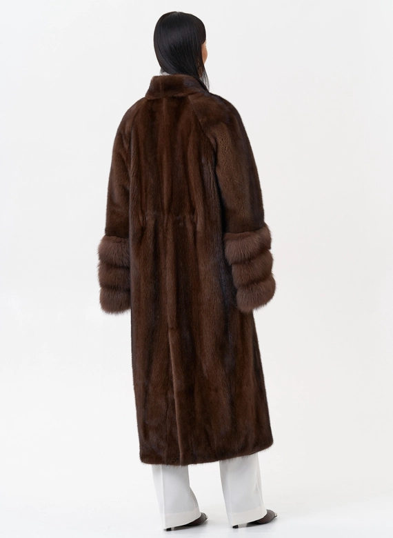Шуба из скандинавской норки с куницей