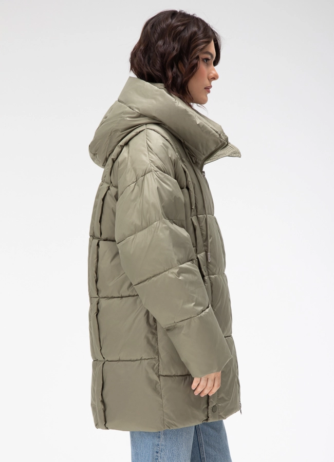 Женский пуховик с капюшоном  модель № 28007 универмаг малина