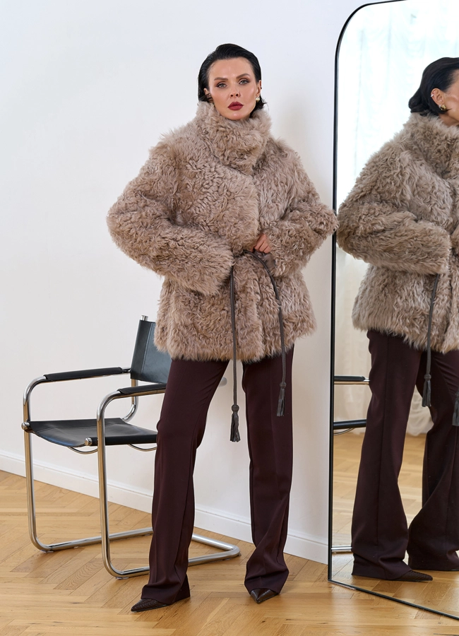 фото Женская дубленка двухсторонняя с воротником стойкой модель № 34174 фото