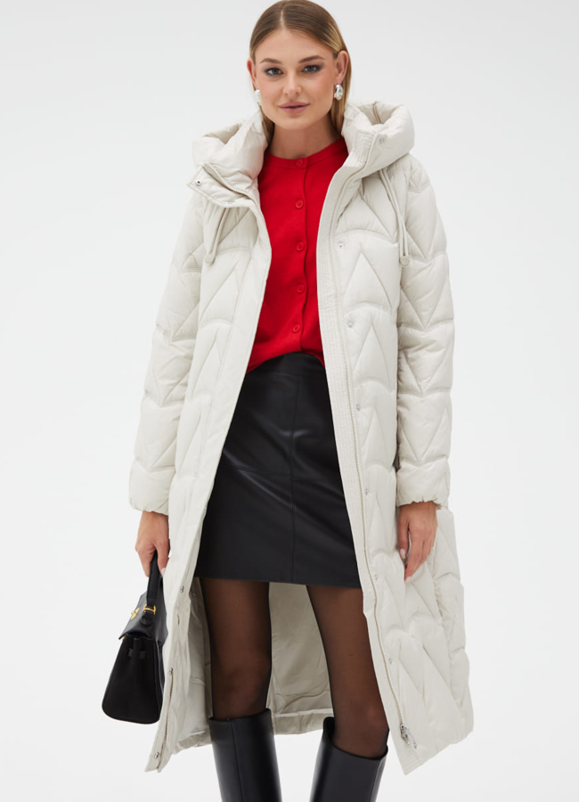 Женский светлый пуховик модель № 31139 универмаг малина