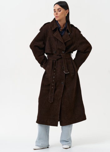 Длинный плащ из натуральной замши коричневого цвета